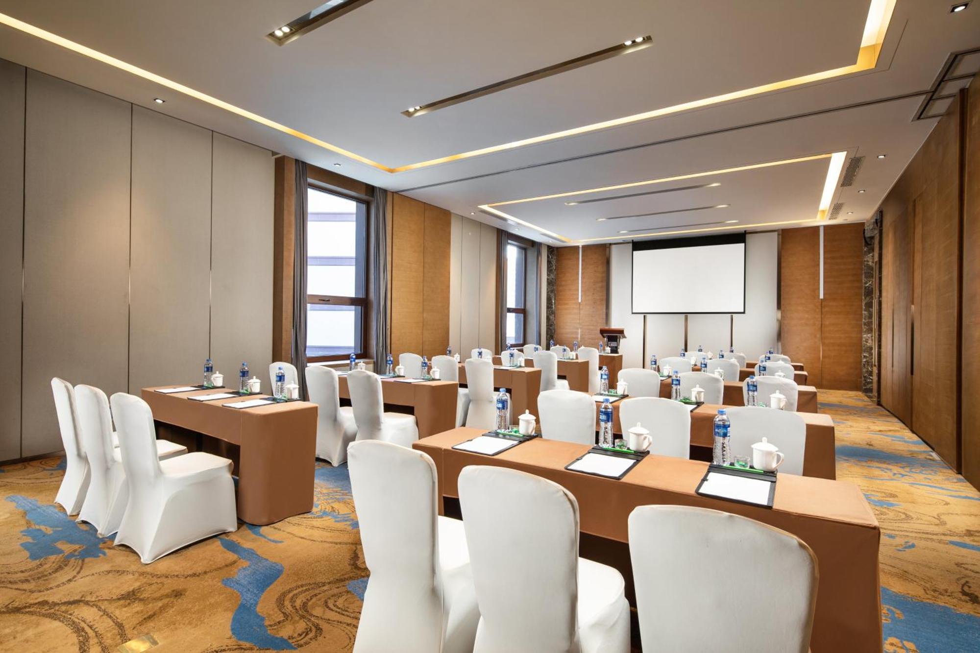 Holiday Inn Resort Zhangjiakou Chongli, An Ihg Hotel Экстерьер фото
